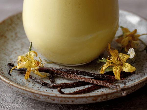 Hausgemachte Sojamilch mit Ingwer