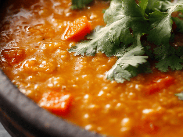 Indische Rote Linsensuppe