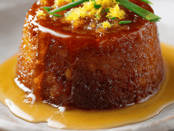 Ingwer-Pudding mit Orangenmarmelade