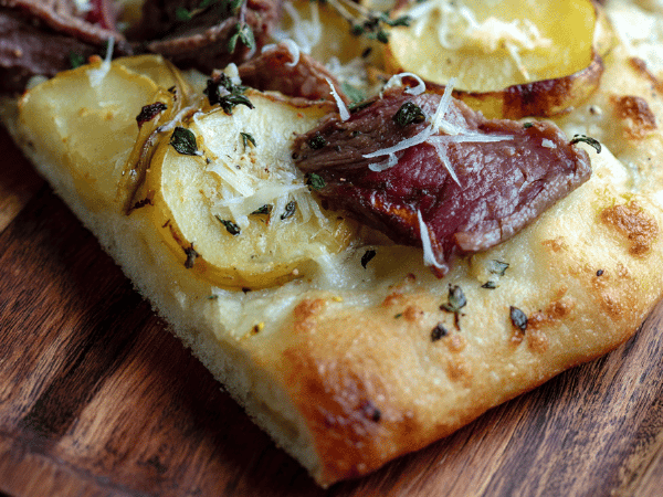 Kartoffel-Focaccia mit Räucherschinken