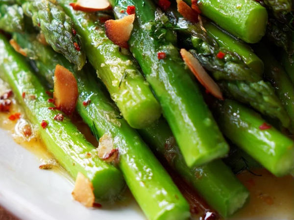 Zitronigbuttrige Spargel